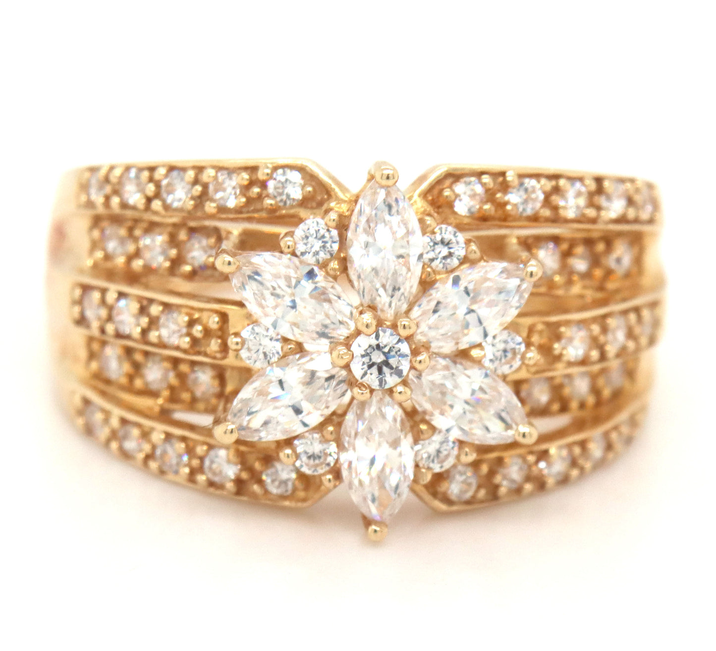 14kt Yellow gold cubic zirconia flower design ring