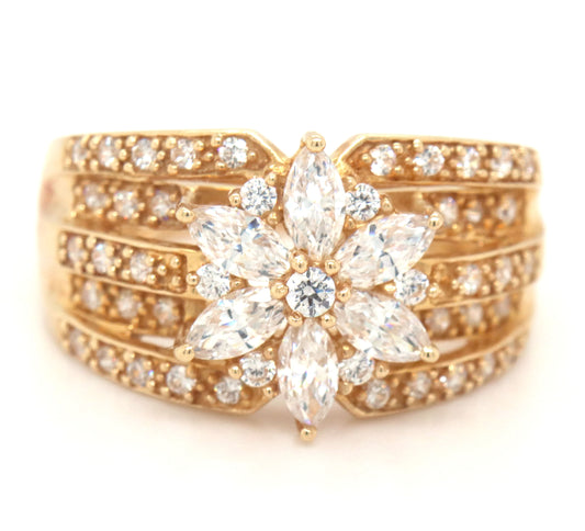 14kt Yellow gold cubic zirconia flower design ring
