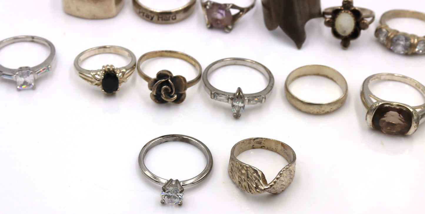 Group lot of Vintage 925 sterling silver rings