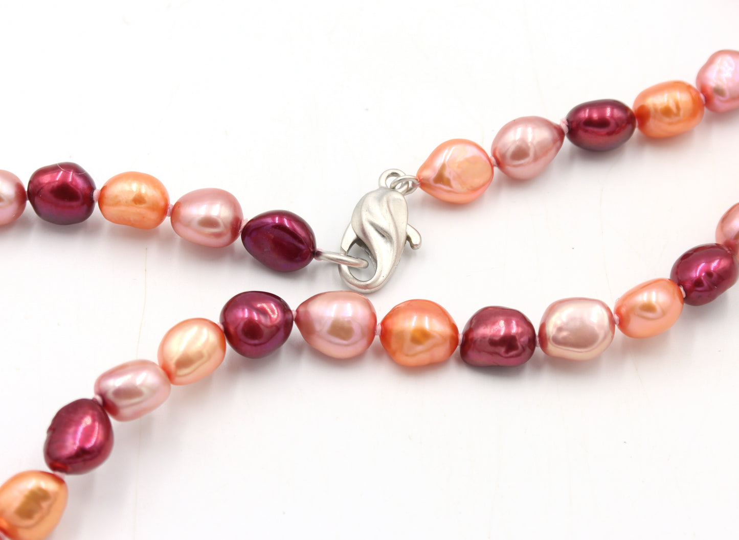 Honor pearl necklace with 925 sterling silver clasp