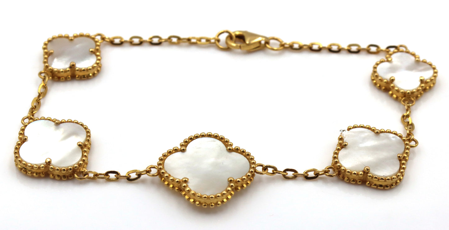 Set of 21kt Yellow gold mother of pearl bracelet and earrings