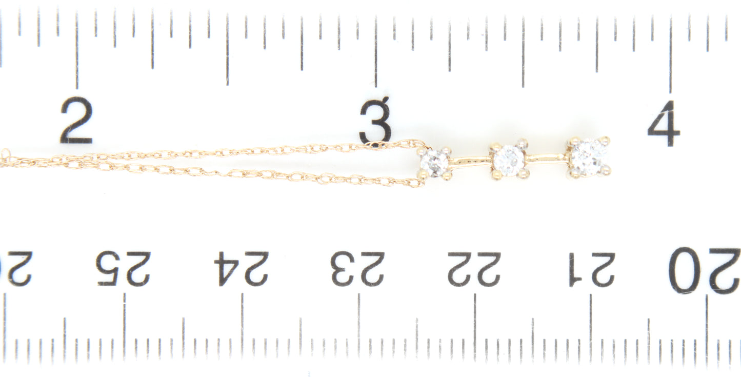 10kt Yellow gold 0.20ctw 3 stone diamond bar pendant on chain