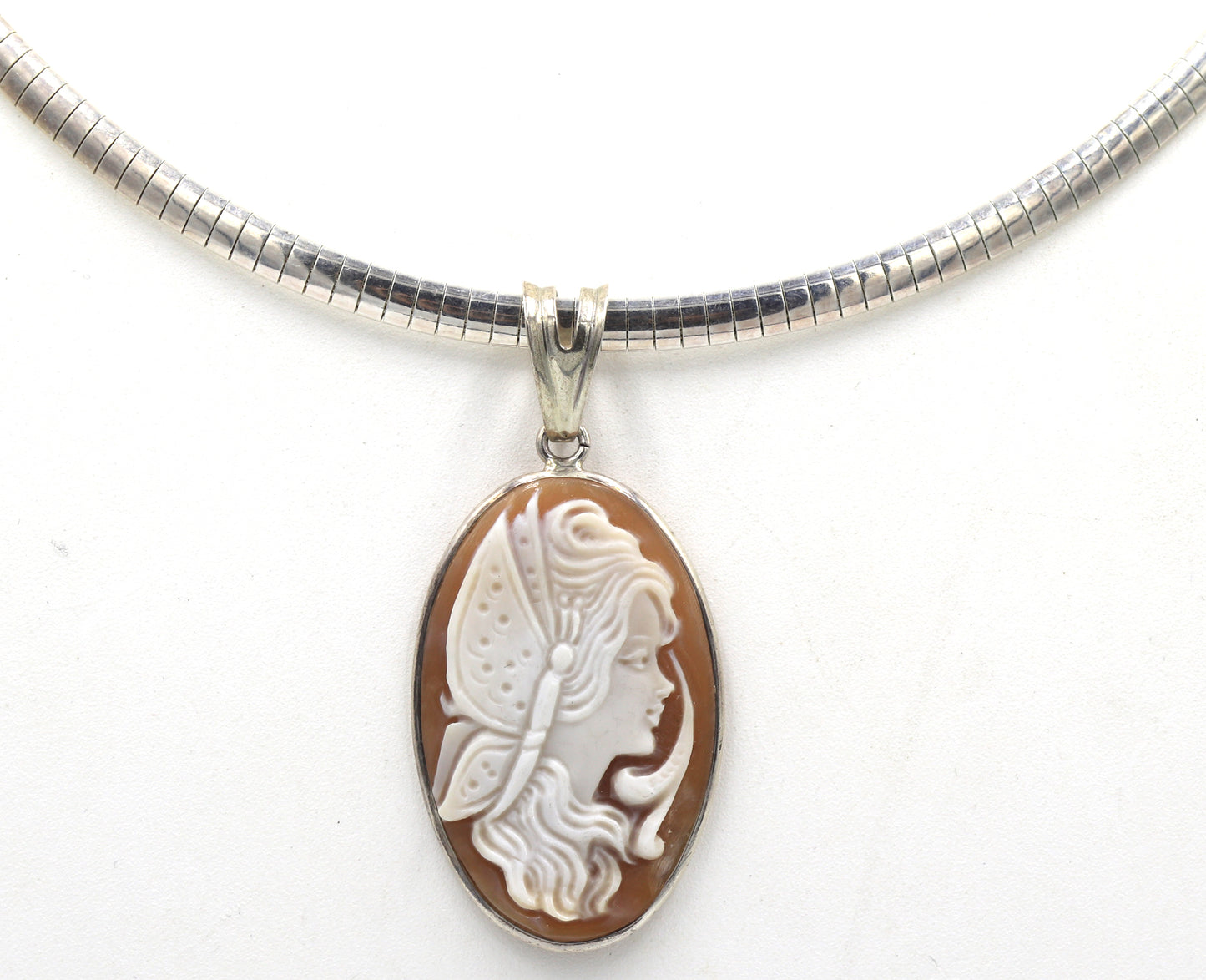 925 Sterling silver Cameo pendant on Italian omega chain