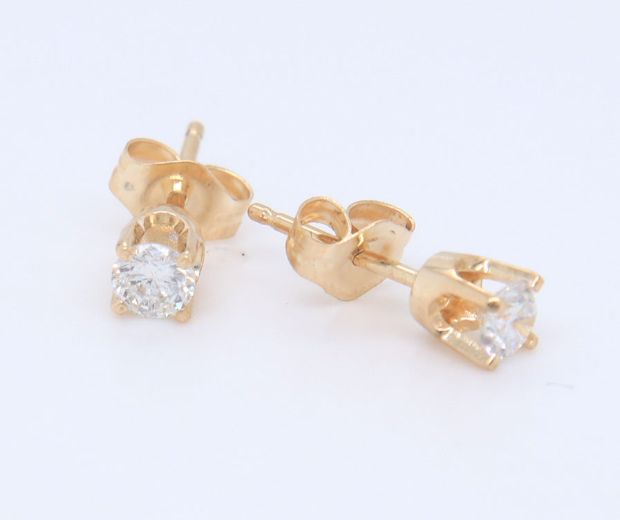 Brilliant Yellow Gold Diamond Stud Earrings