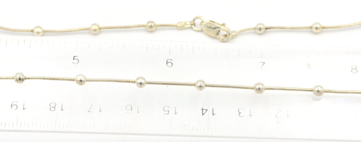 Group lot of Vintage 925 sterling silver necklaces