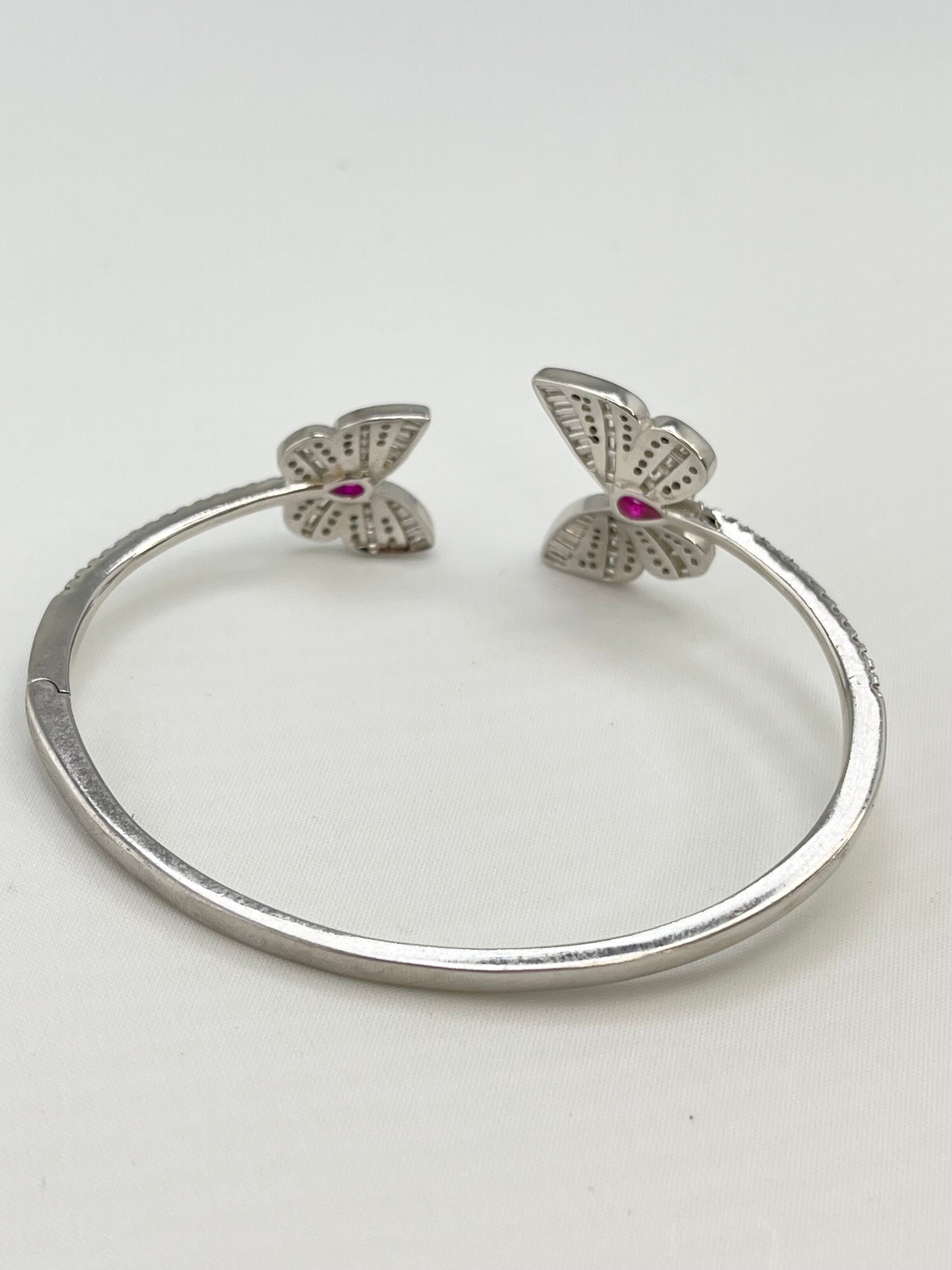 925 Sterling Silver Stunning Twin Butterfly Cuff With Baguette And Round Rhinestone Cuff Bracelet