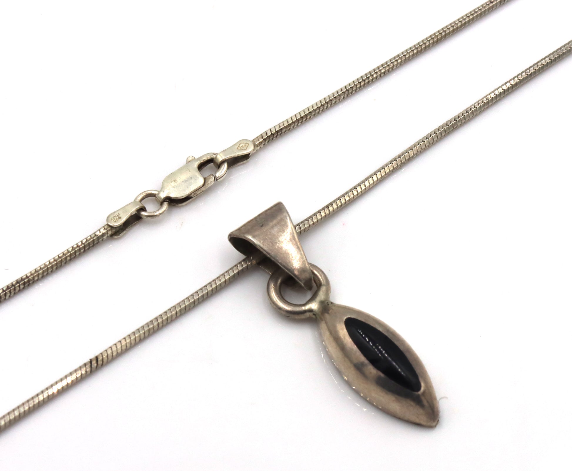 Vintage 925 sterling silver group lot of 6 vintage 925 sterling silver necklaces