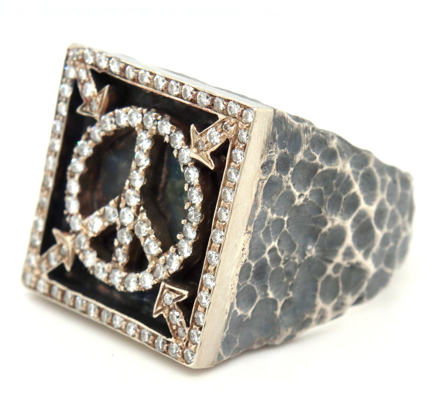 925 Sterling silver Hammered diamond peace ring