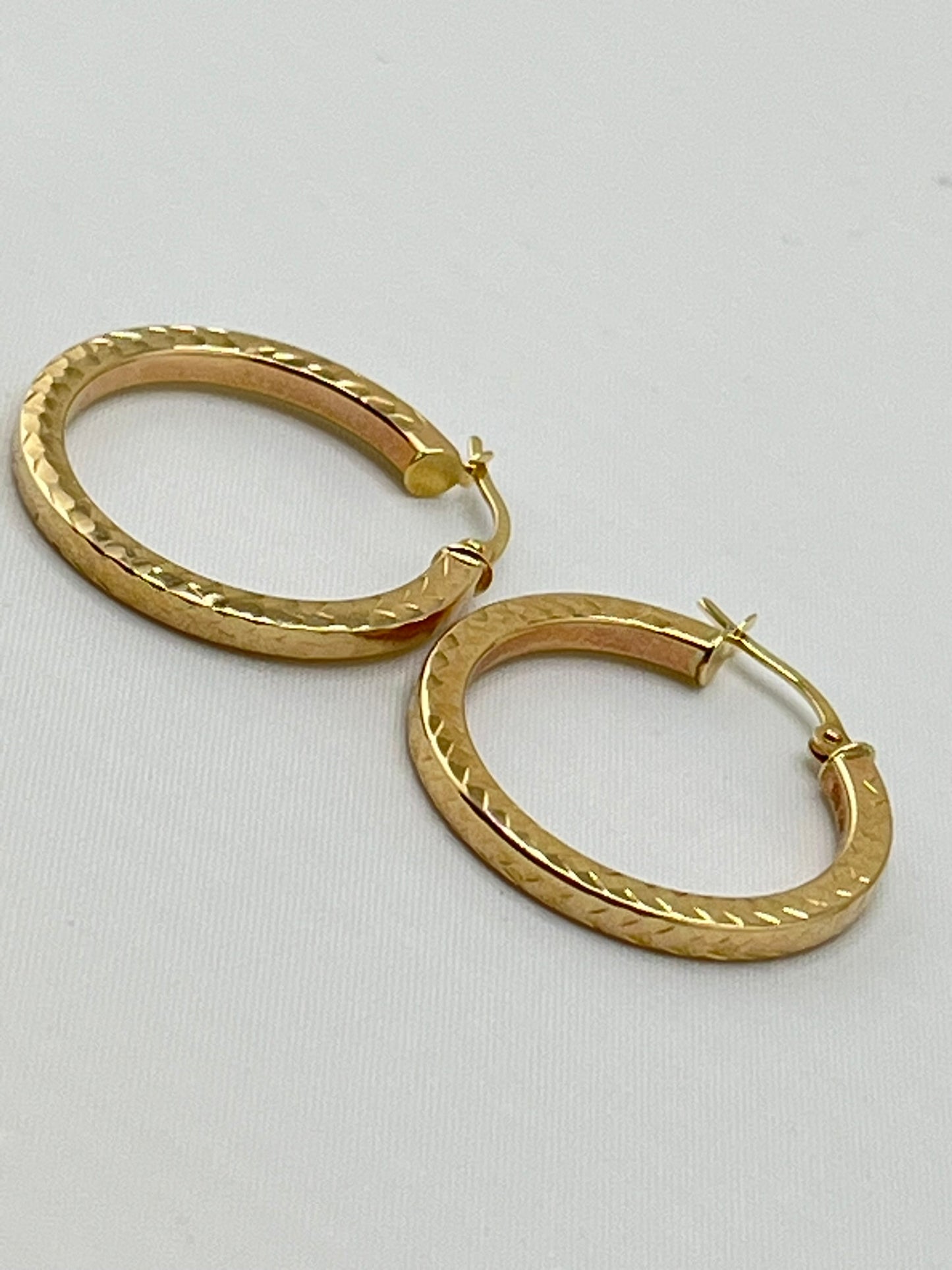 14KT Yellow Gold Hammered 25mm Hoop Earrings