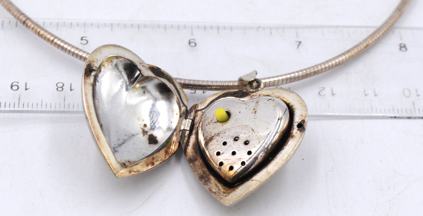 Group lot of vintage 925 sterling silver jewelry
