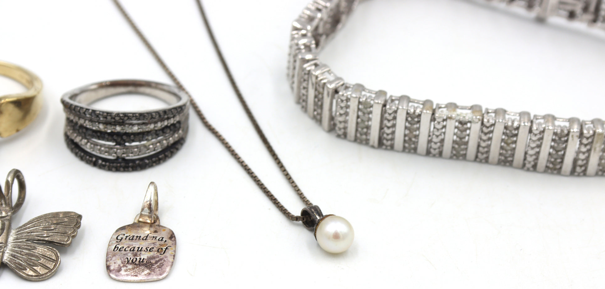 Group lot of Vintage 925 sterling silver jewelry