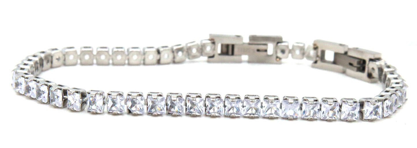 Stainless steel princess cut glass link bracelet