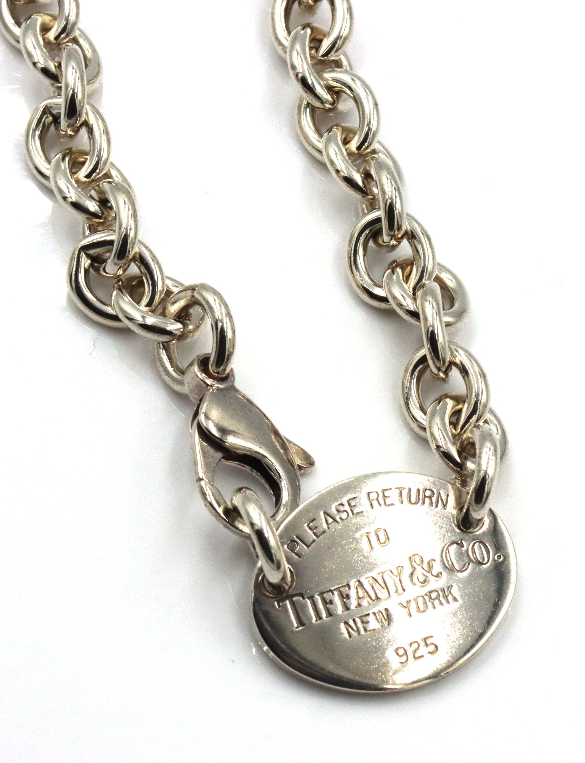 Tiffany & Co return to Tiffany oval tag necklace