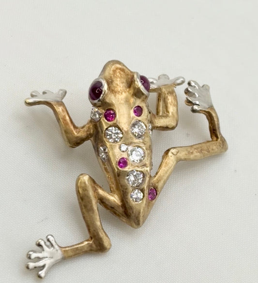 14KT Yellow Gold Figural Frog Pendant Embellished With Diamonds And Ruby
