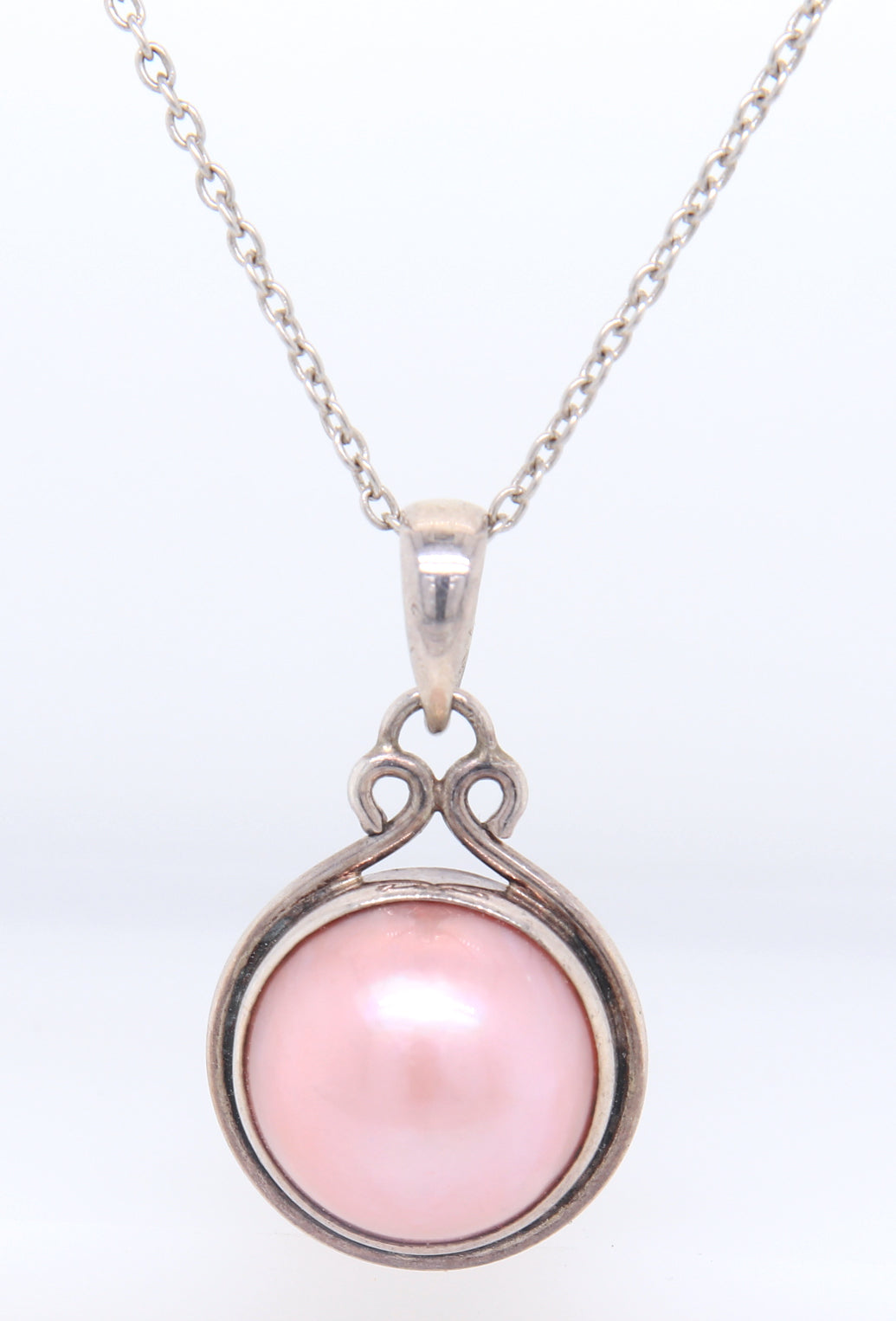 925 Sterling Silver Pink Pearl Pendant on Chain Necklace