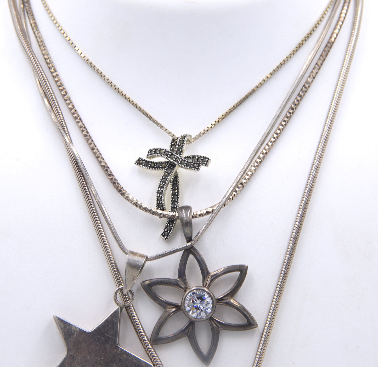 Group lot of 4 vintage 925 sterling silver necklaces