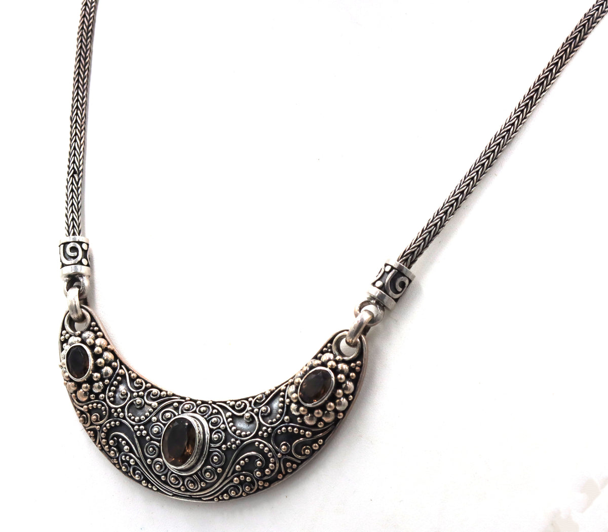 Suarti Bali 925 sterling silver smokey quartz beaded scroll panel necklace