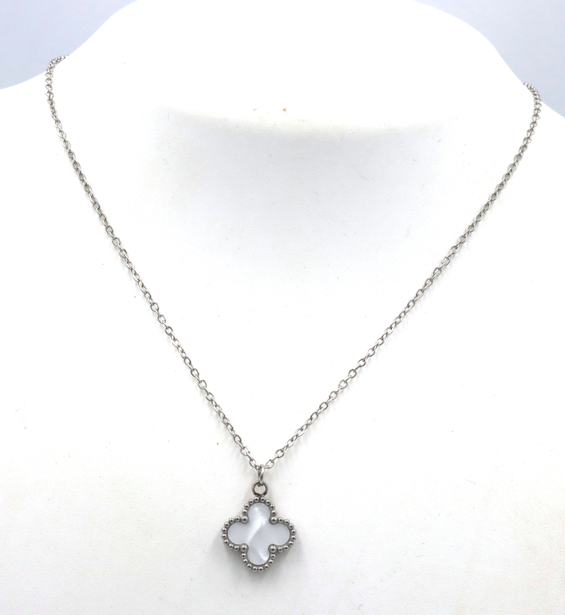 Stainless steel clover pendant on chain