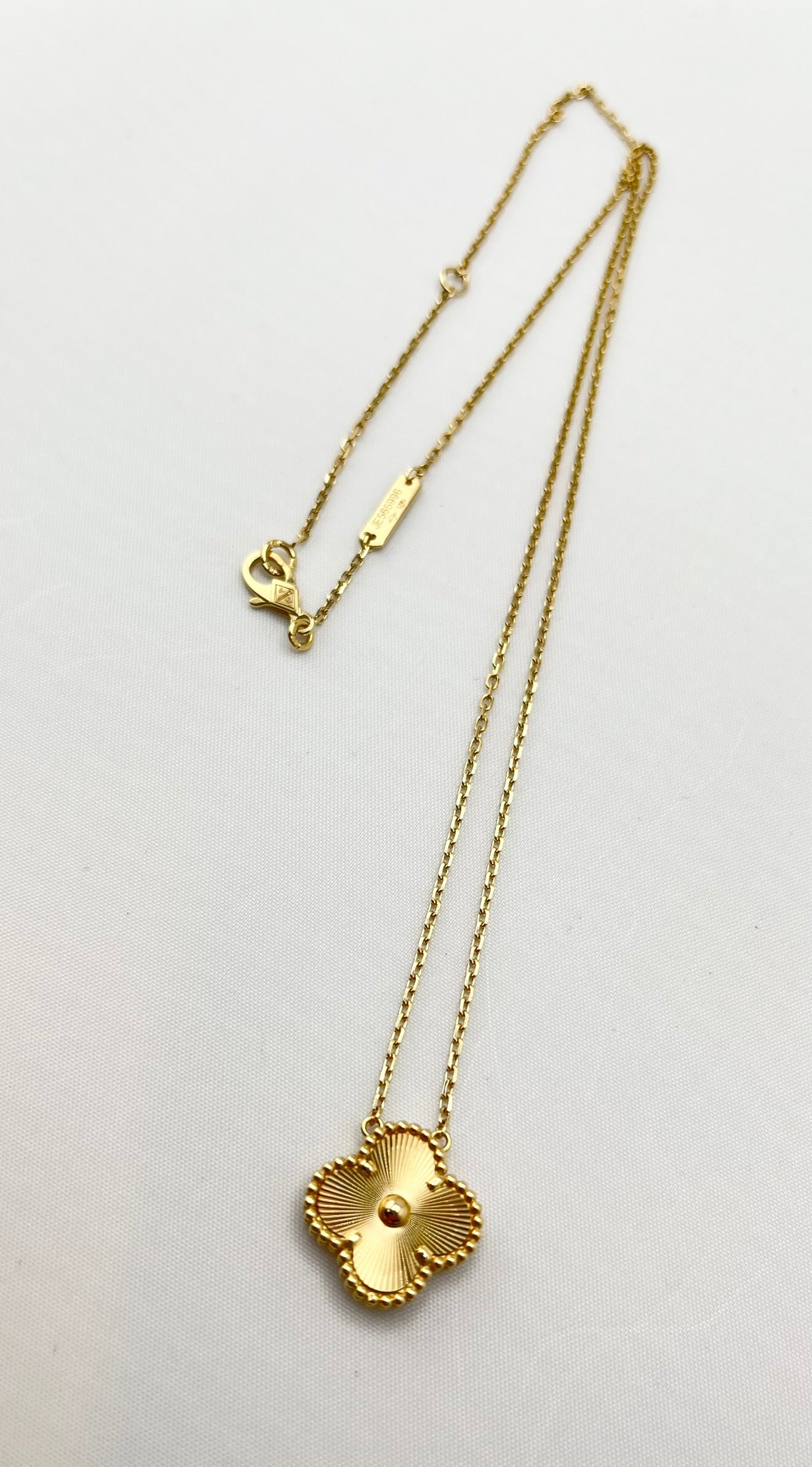 18KT Yellow Gold Hand Crafted Guilloche Pattern Single Clover Pendant Necklace