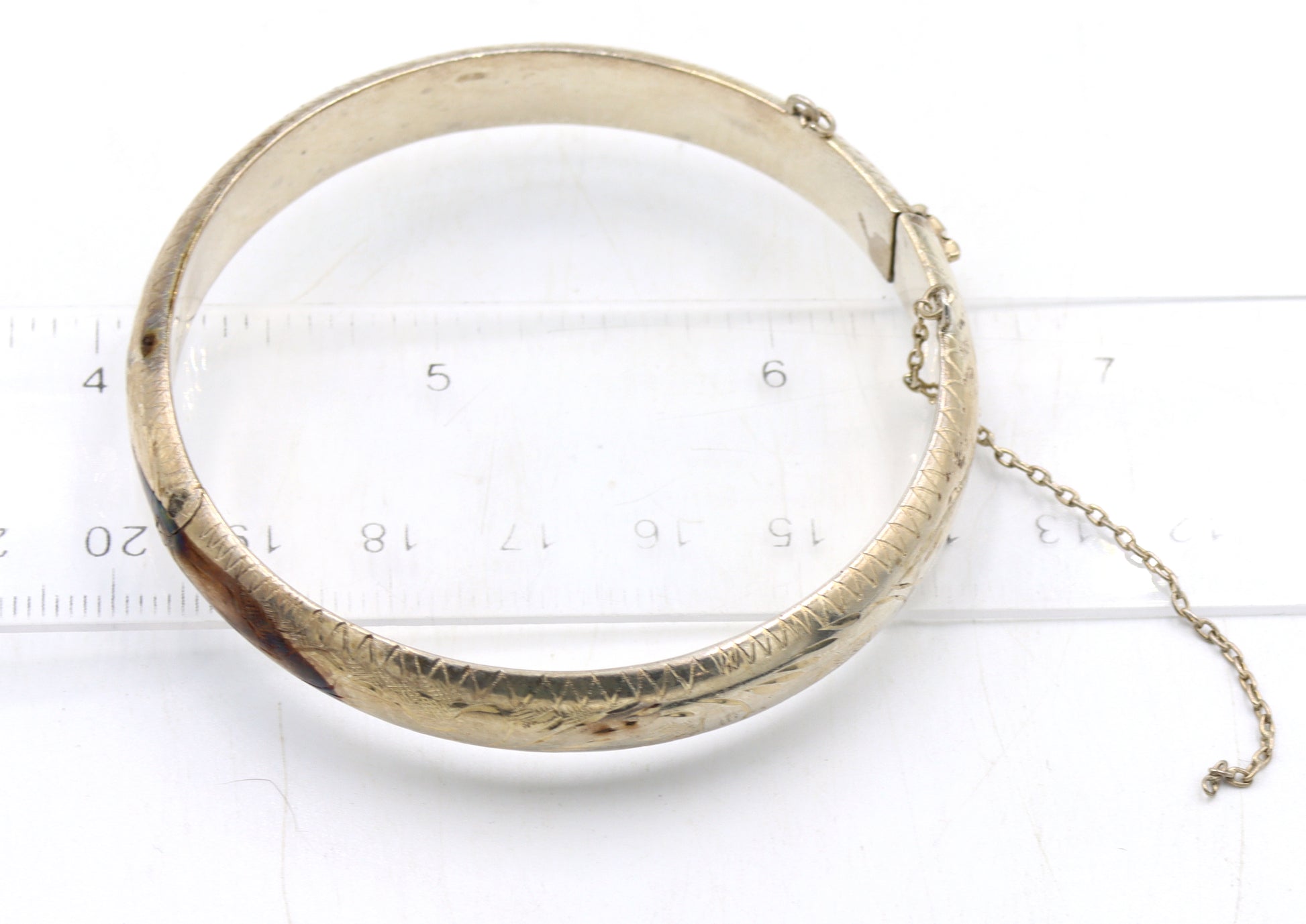 Group lot of 4 Vintage 925 sterling silver bangles