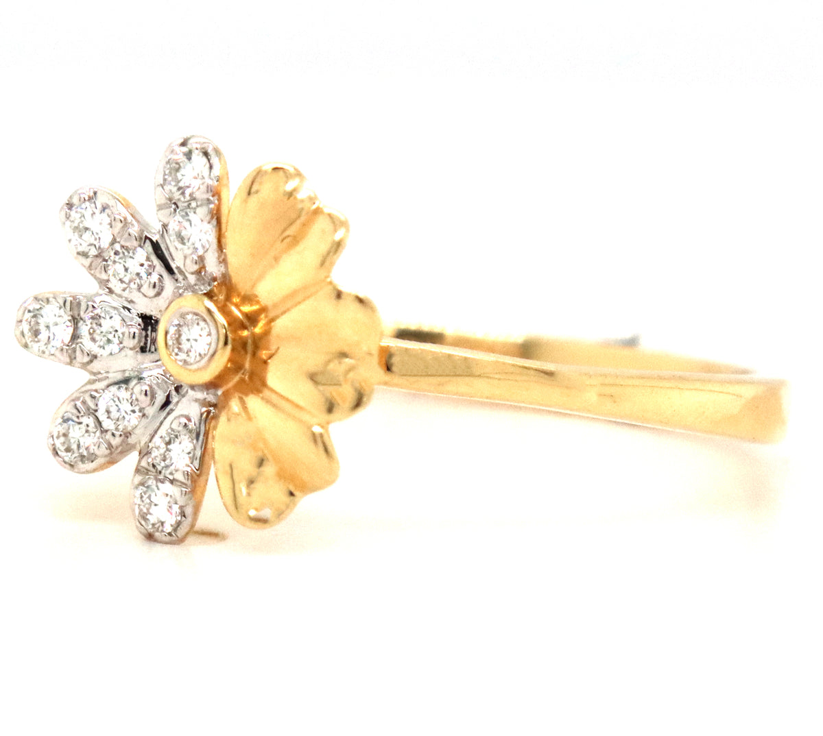 14kt Two tone diamond flower fashion ring