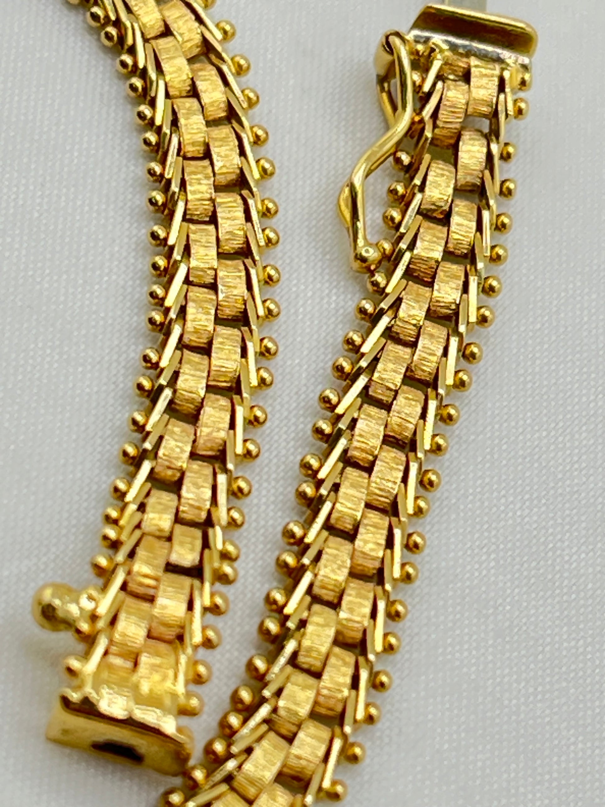 14KT Yellow Gold 6MM Imperial Riccio With Distinctive Beaded Edges Bracelet