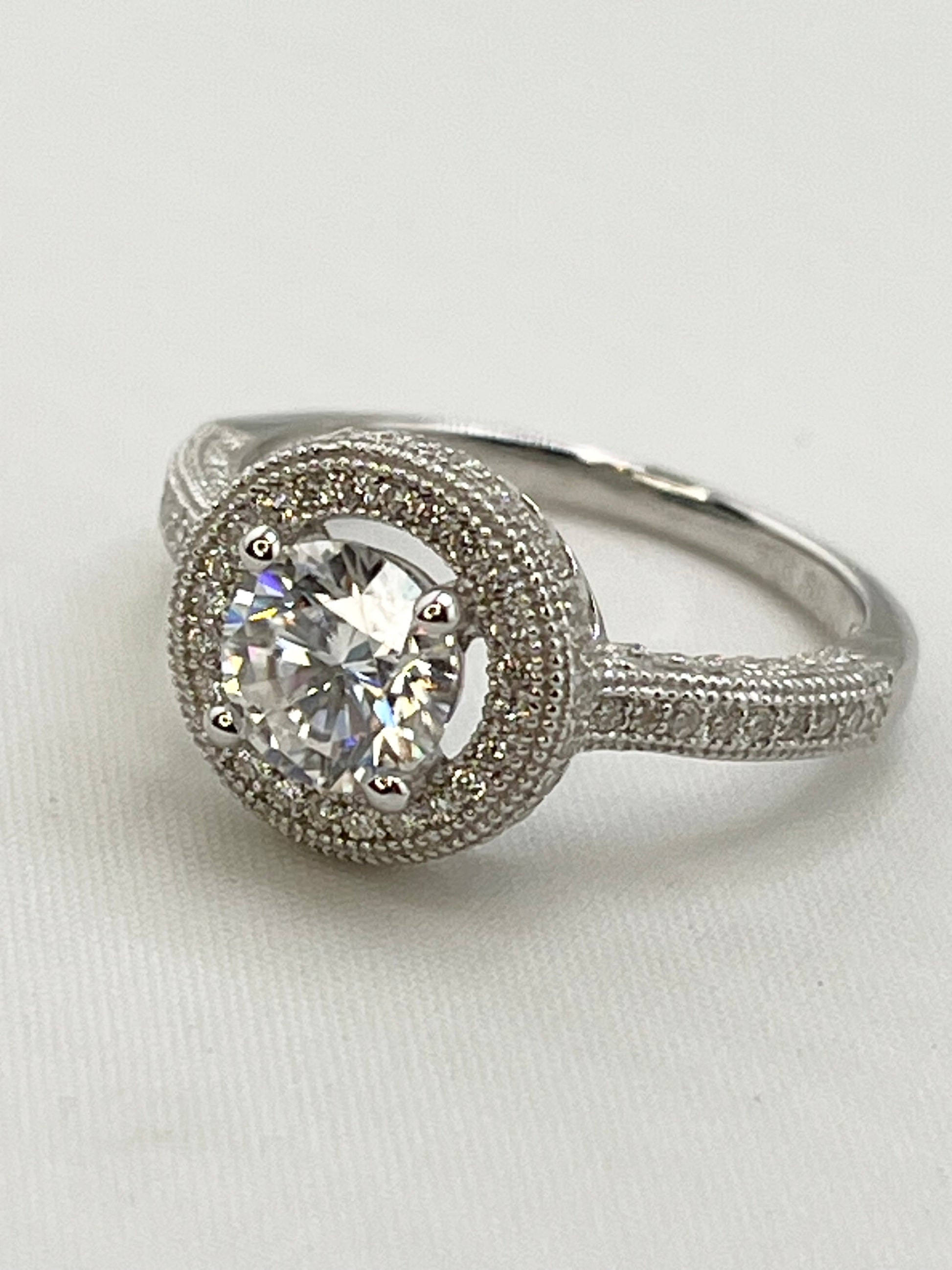 925 Sterling Silver TW One Carat Brilliant Cut Moissanite Halo Engagement Ring