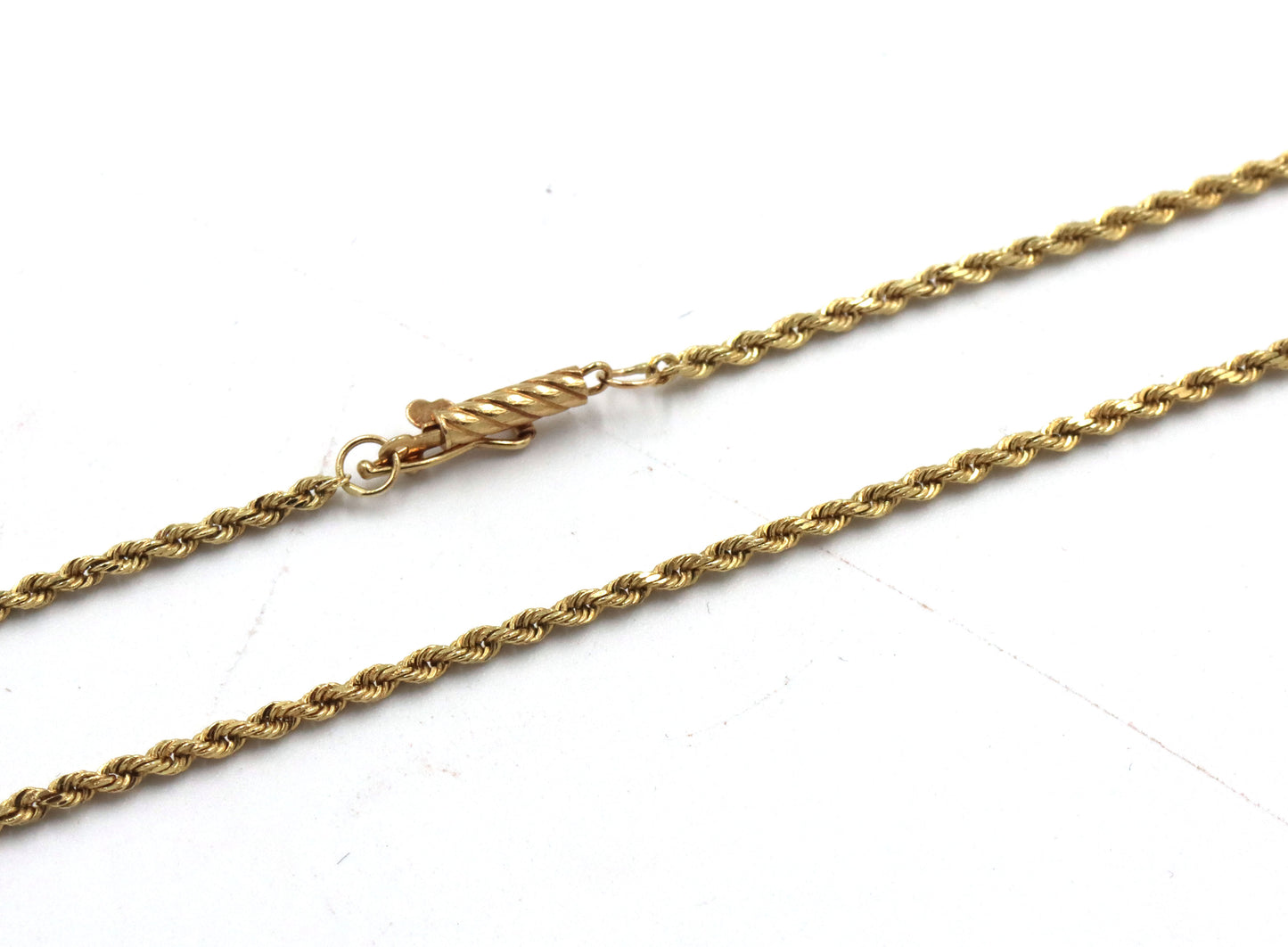 14kt Yellow gold rope chain necklace