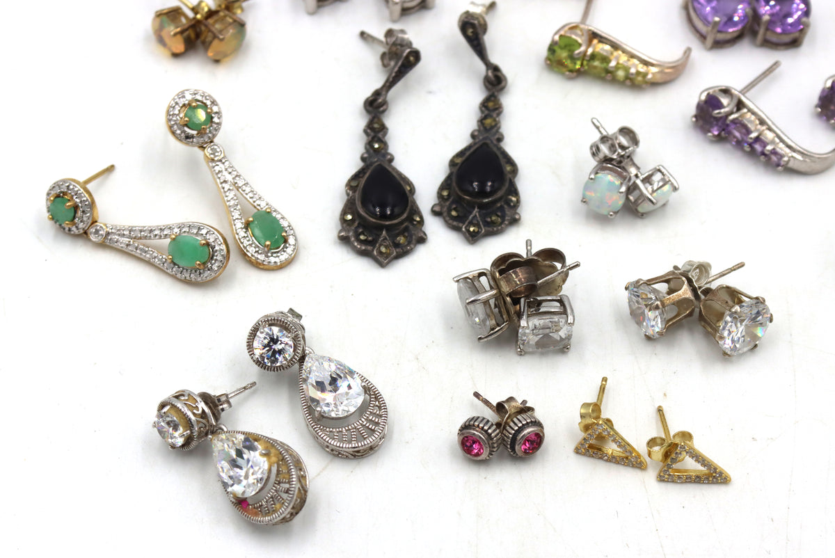 Group lot of Vintage 925 sterling silver earrings