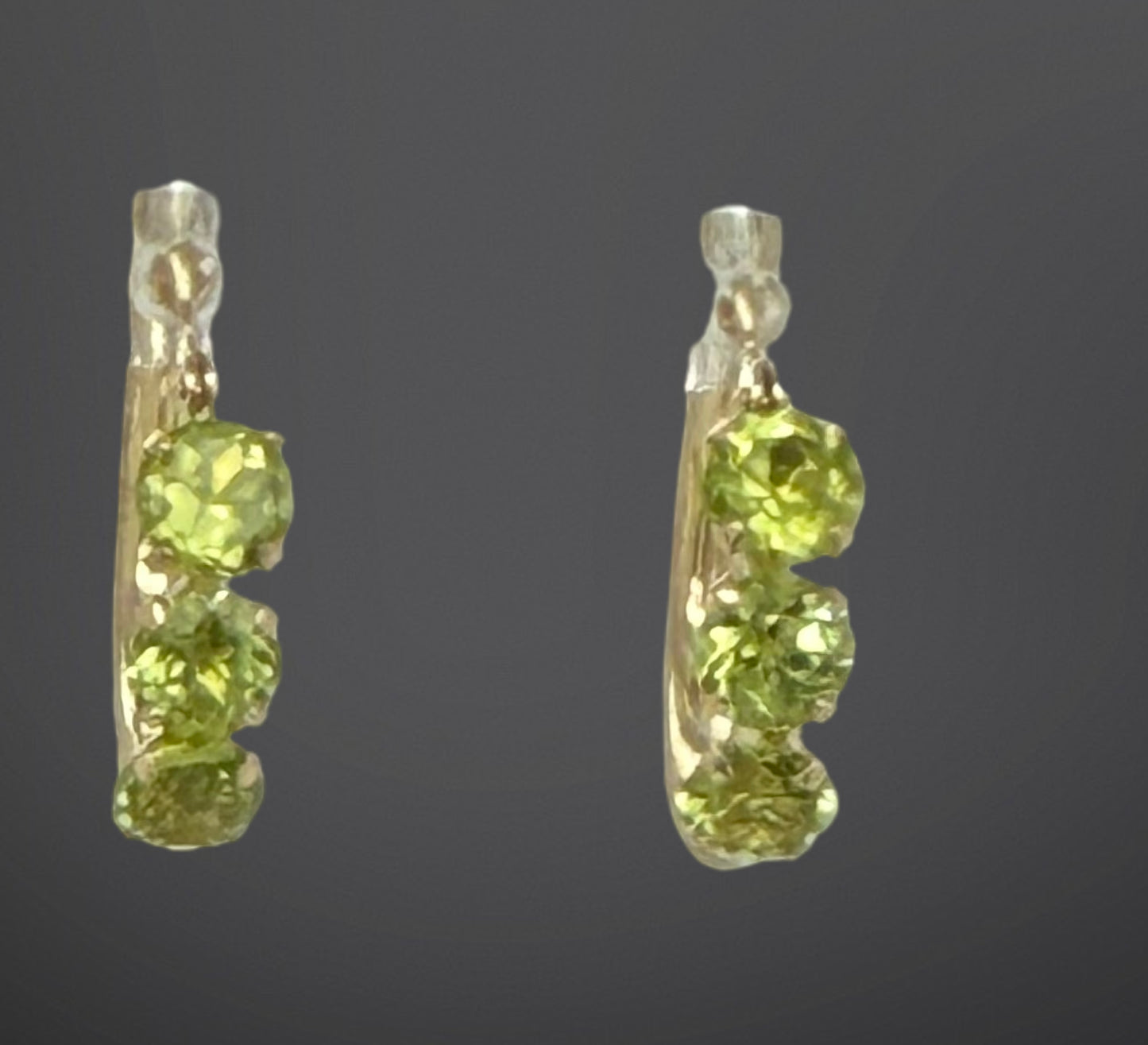 1.80ctw Peridot Huggie earrings