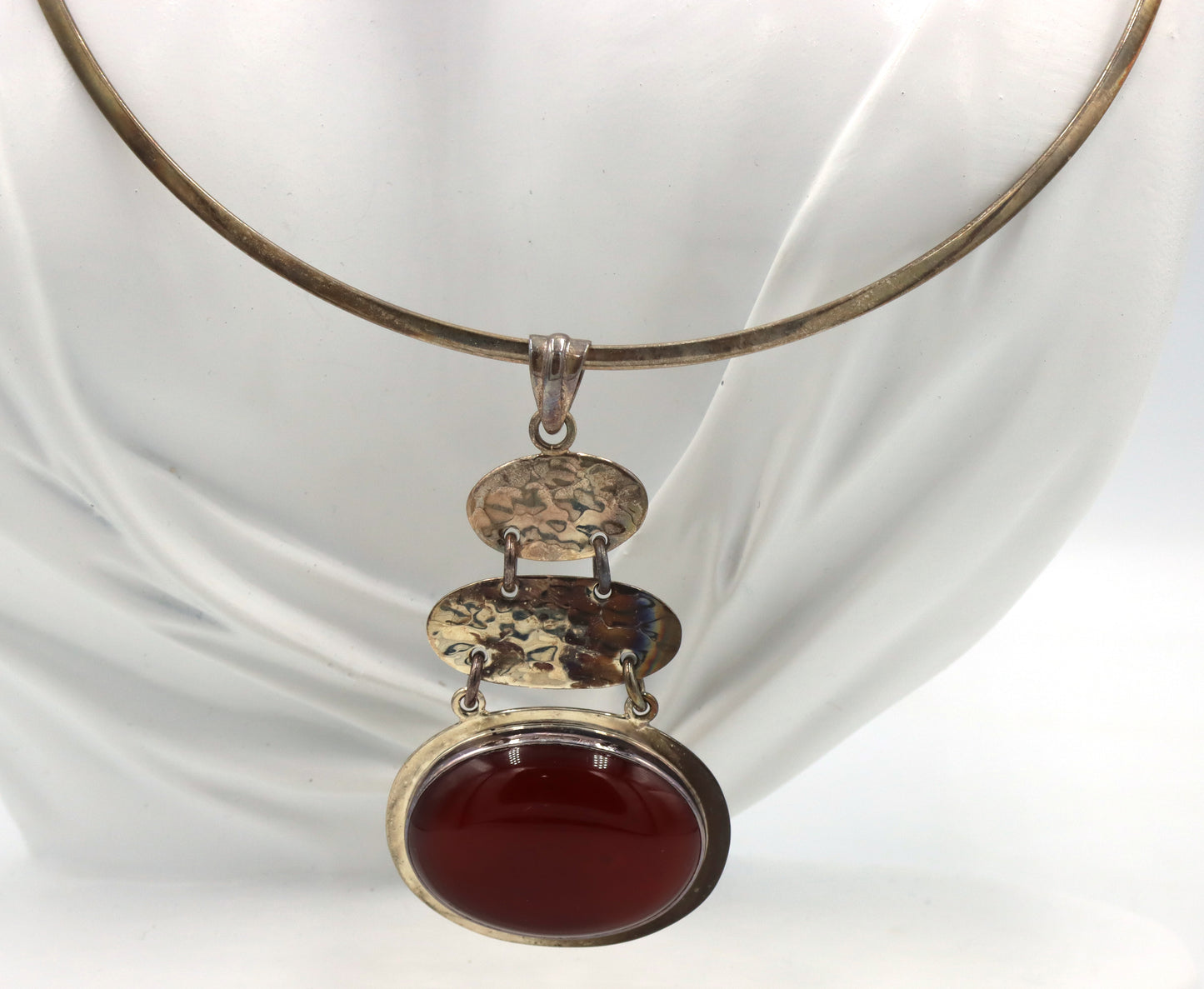 Vintage 925 sterling silver Mexico signed Coral pendant collar necklace
