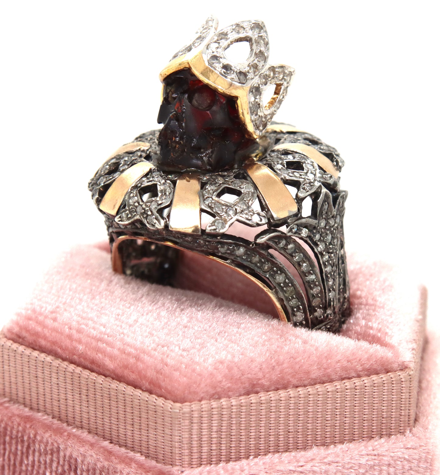Gent's carved stone skull silver and 10kt gold diamond ring