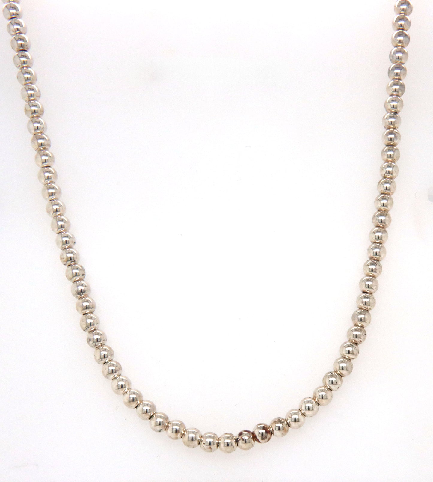 Tiffany & Co bead toggle necklace
