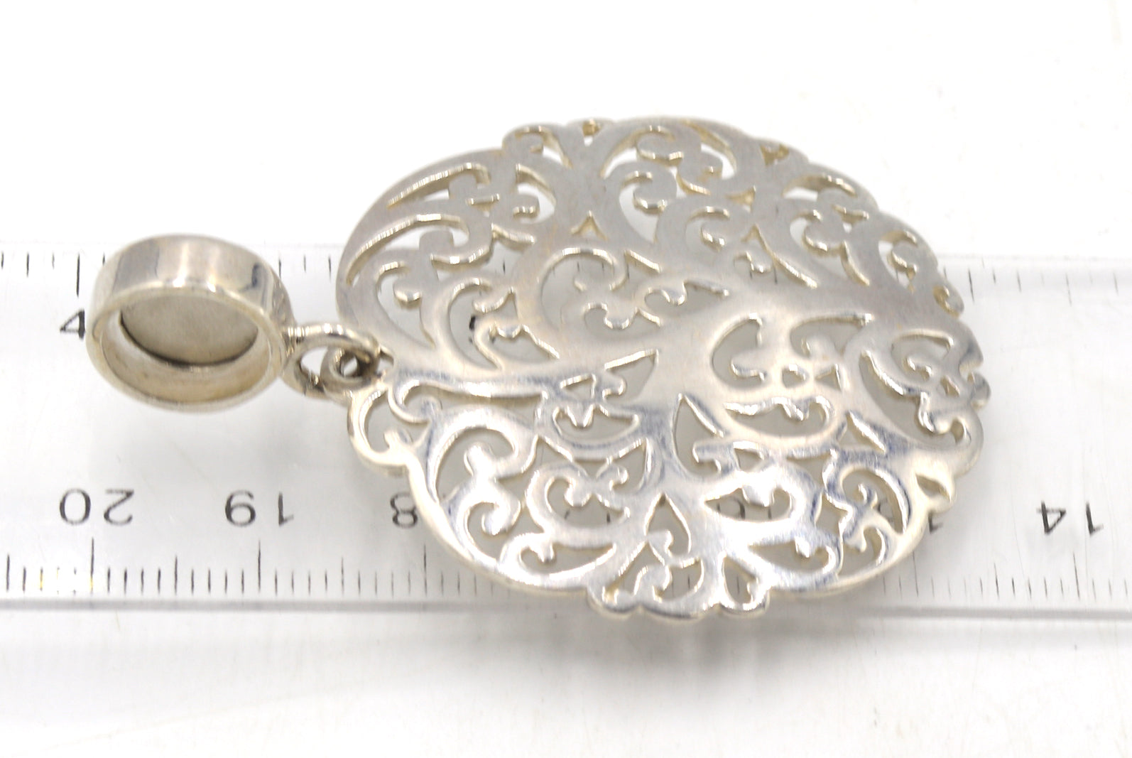 925 Sterling silver signed filigree round pendant