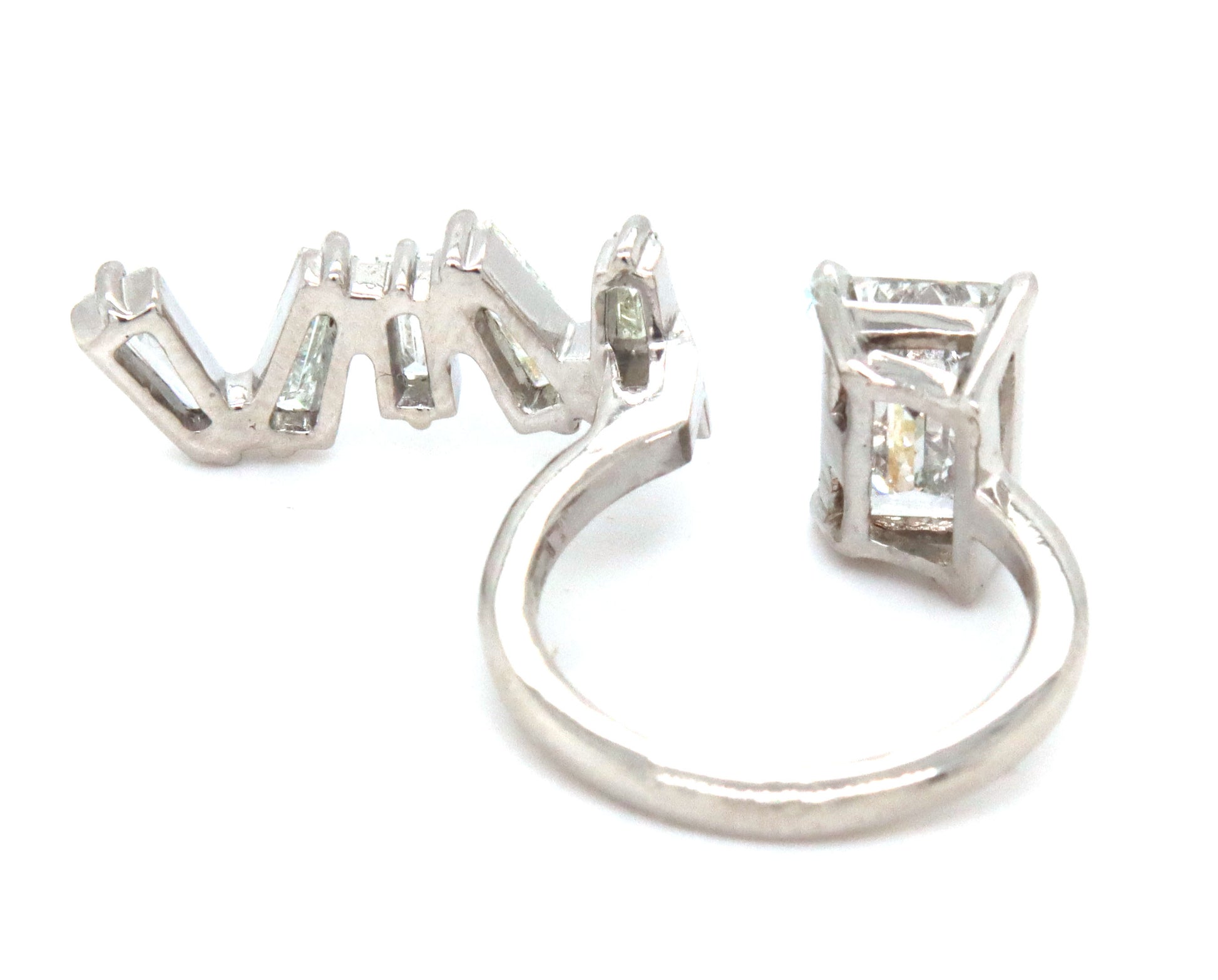 2.08ct Lab grown diamond in baguette natural diamond setting
