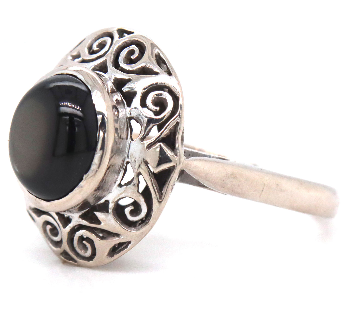 925 Sterling silver black star sapphire cab ring