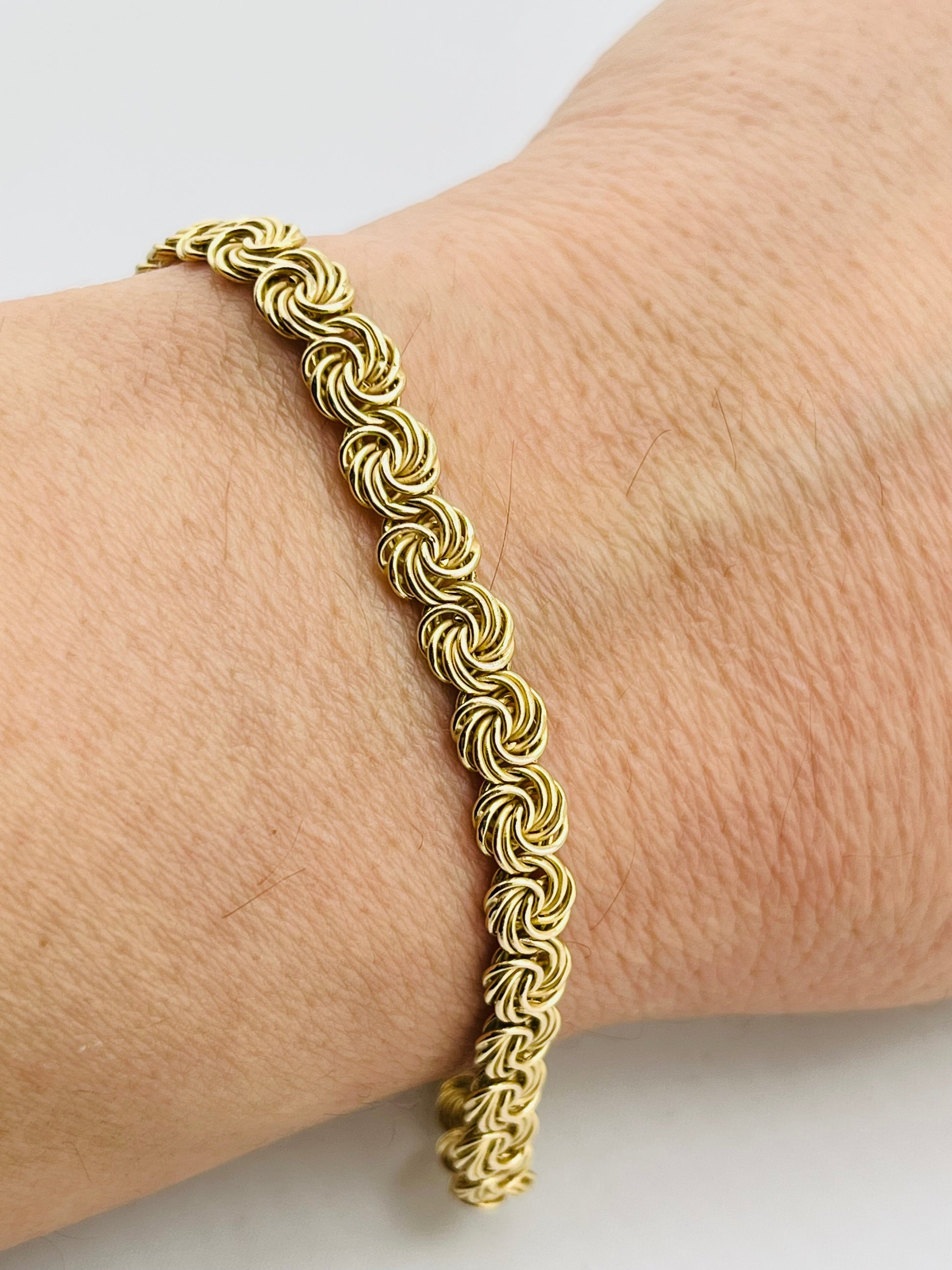 14KT Yellow Gold Byzantine Link Bracelet