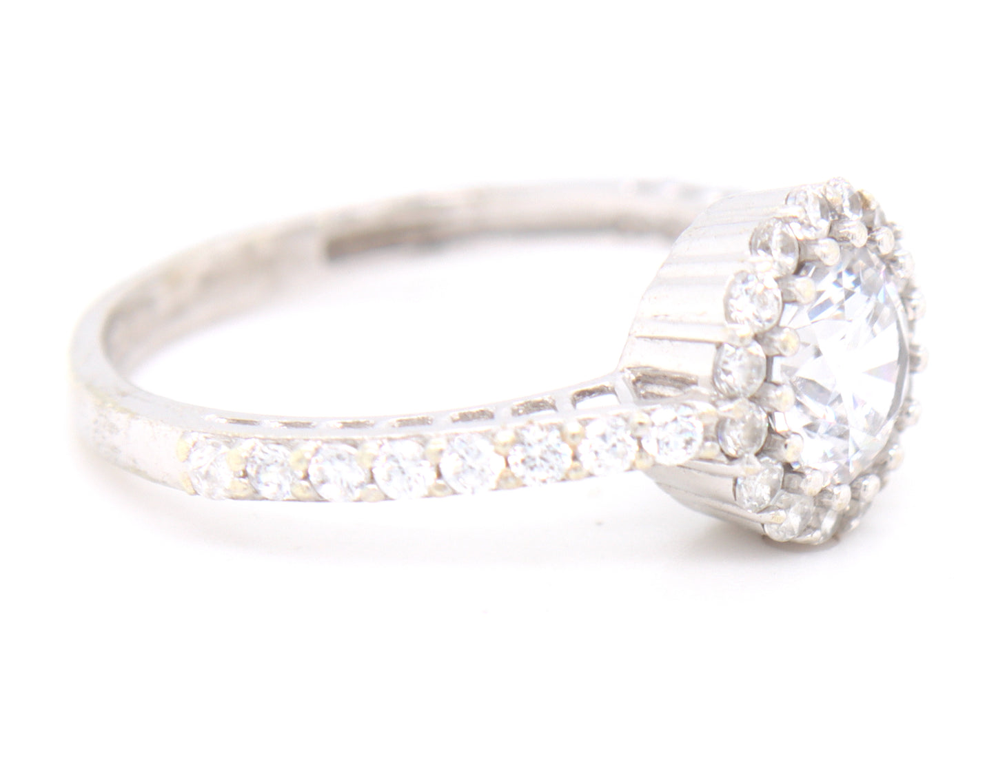 9kt White gold cubic zirconia engagement ring