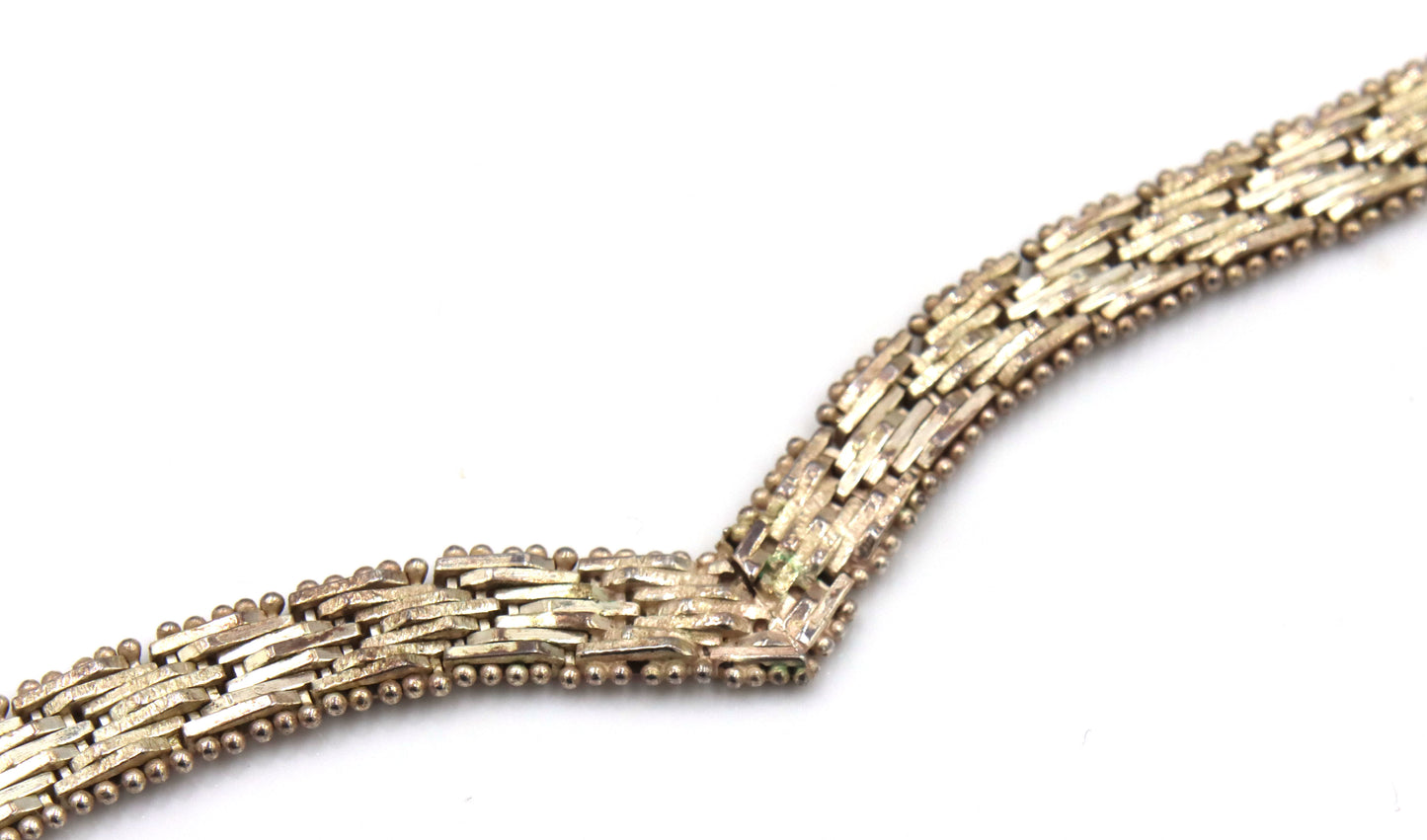 Set of 925 sterling silver textured basketweave chevron V shaped necklace and earrings