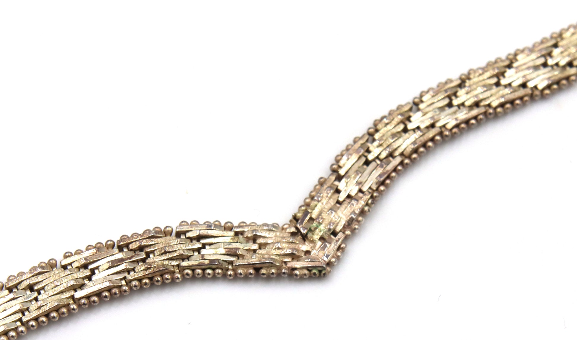 Set of 925 sterling silver textured basketweave chevron V shaped necklace and earrings