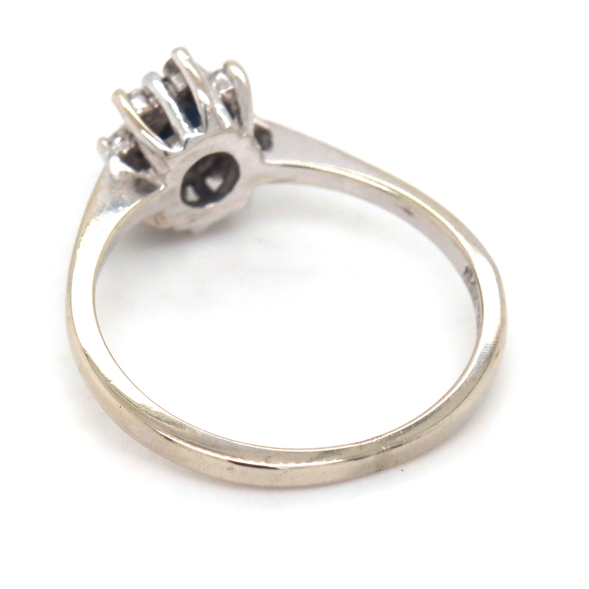 10kt White gold blue sapphire and diamond ring