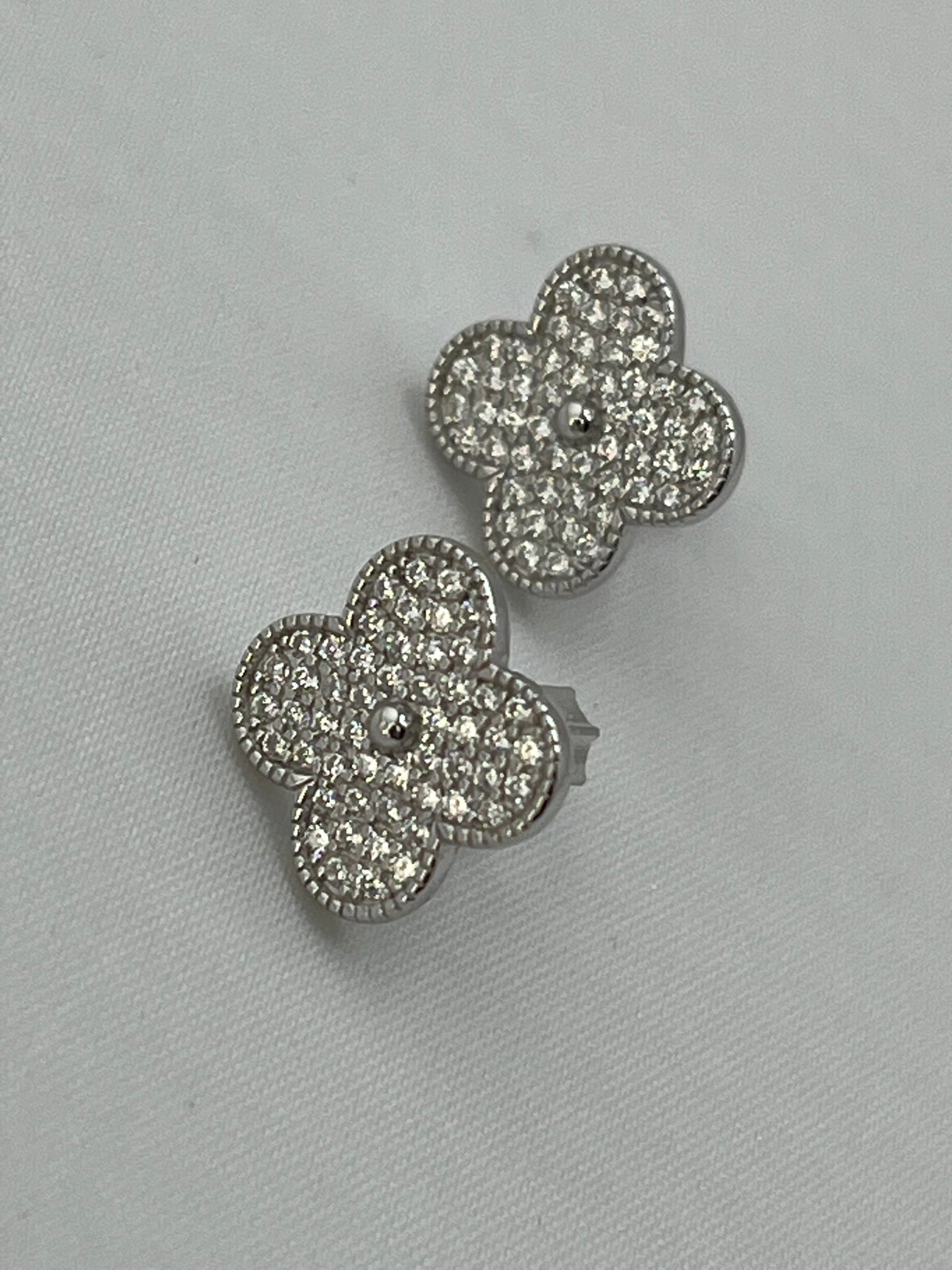 925 Sterling Silver Crystal Clover Stud Earrings