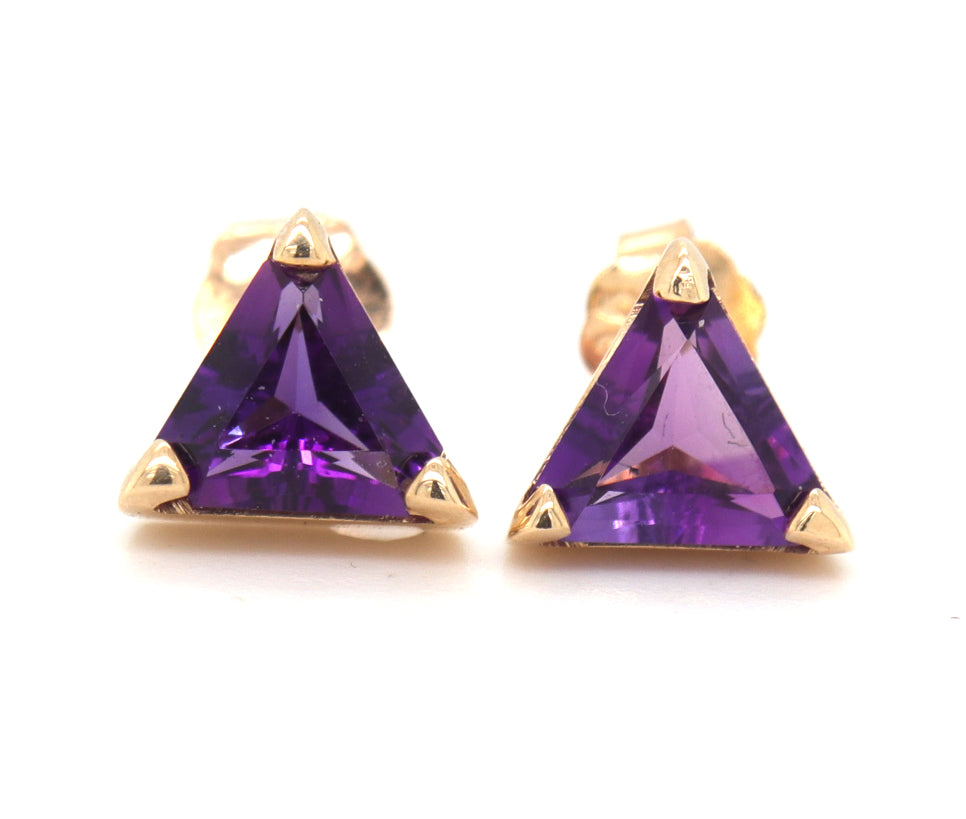 14kt Yellow gold Triangle Amethyst stud earrings