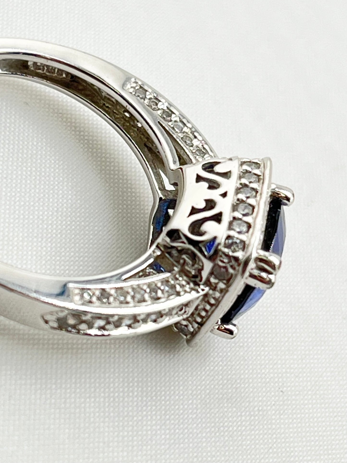 925 Sterling Silver Two Carat Blue Sapphire With CZ Halo ring