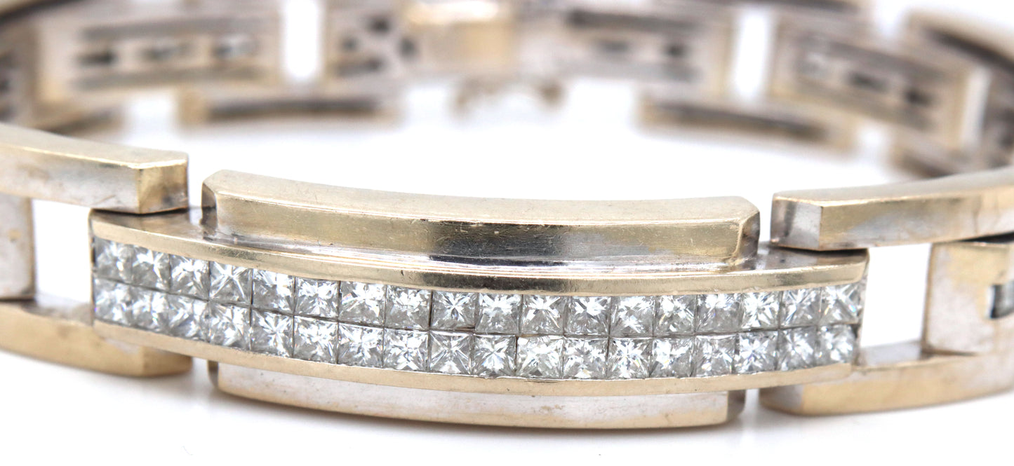 18kt White gold princess cut diamond link bracelet
