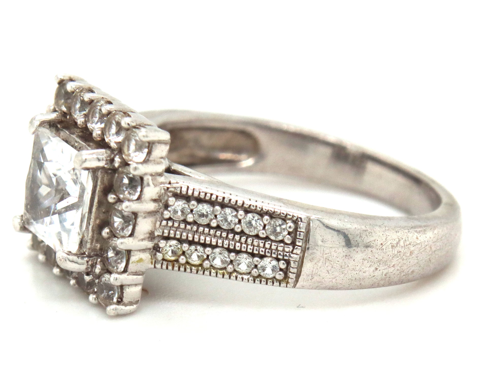 925 Sterling silver cubic zirconia ring