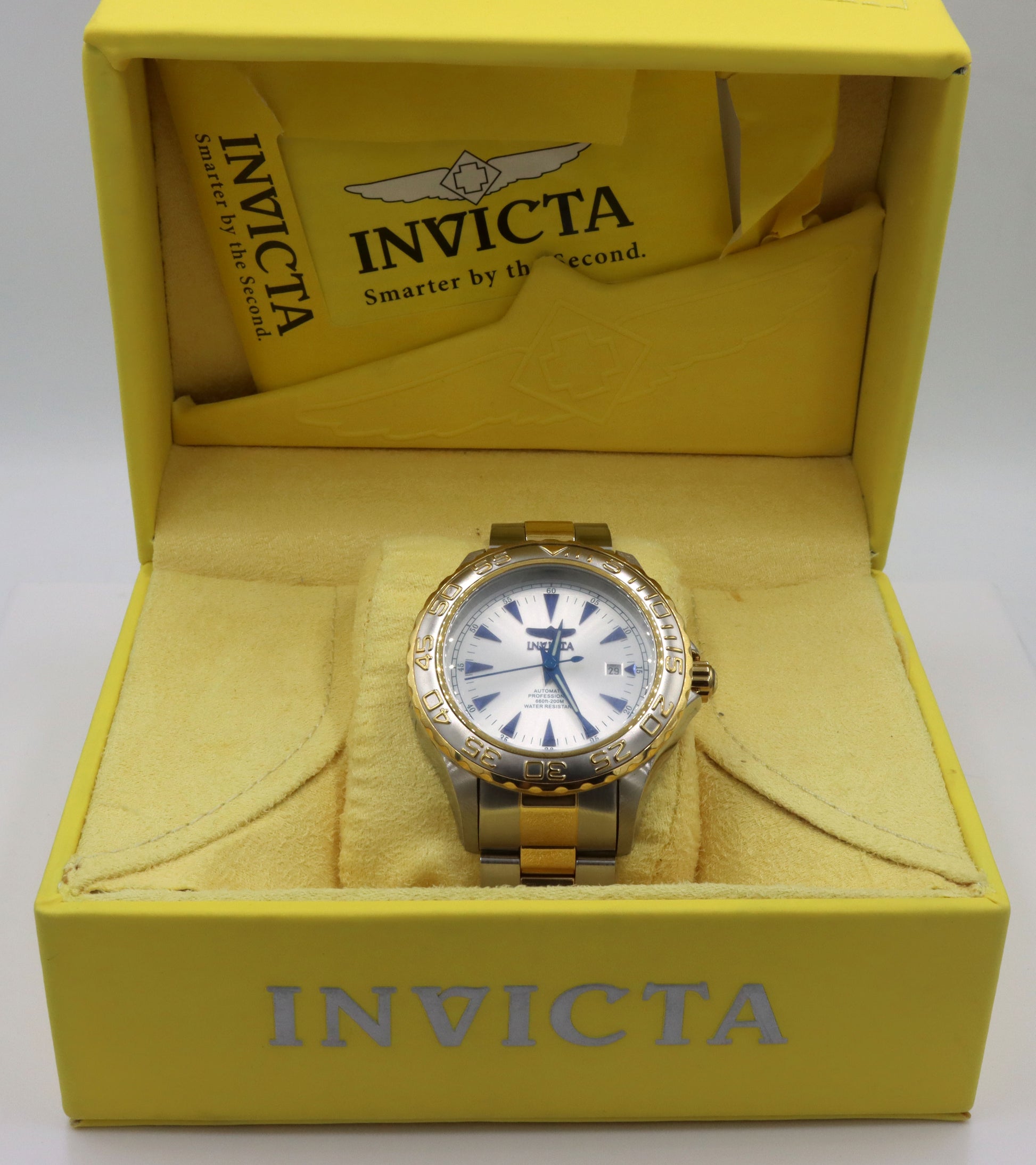 Invicta automatic professional 660ft-200M watch