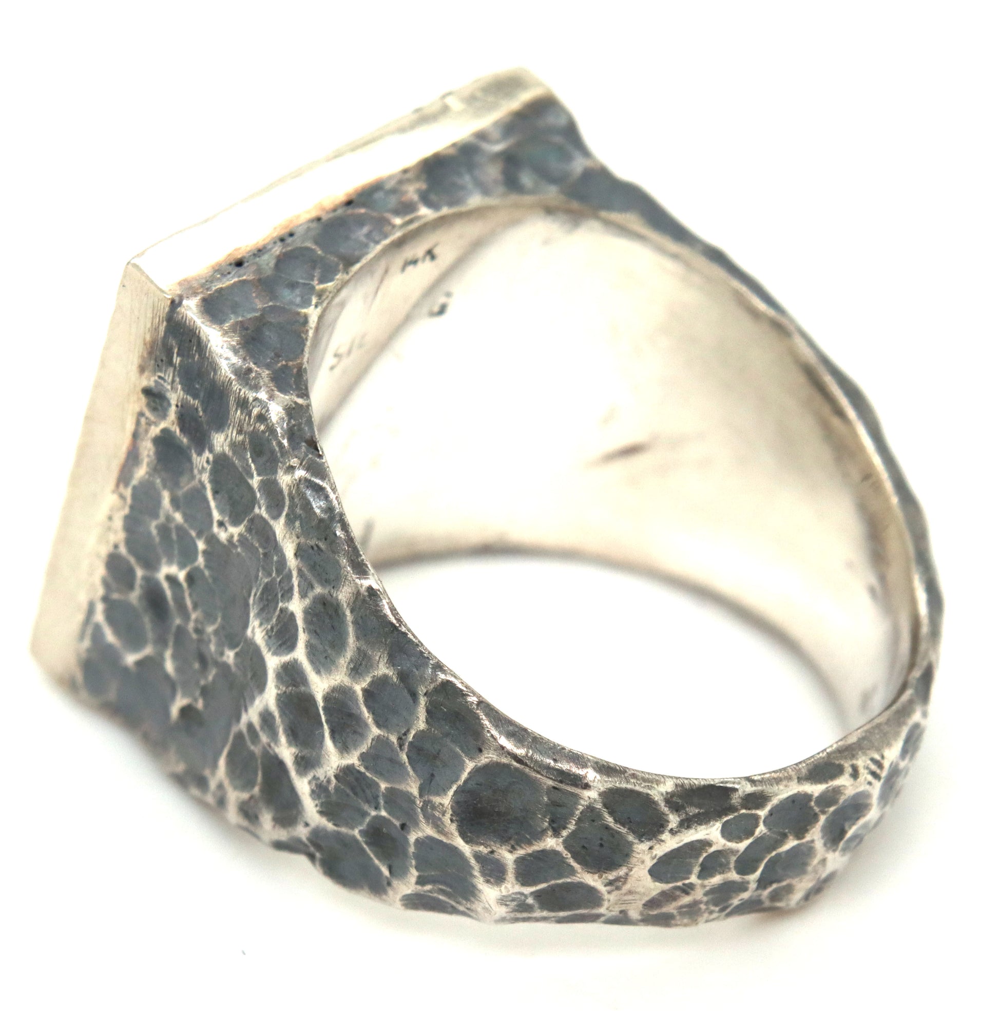 925 Sterling silver Hammered diamond peace ring