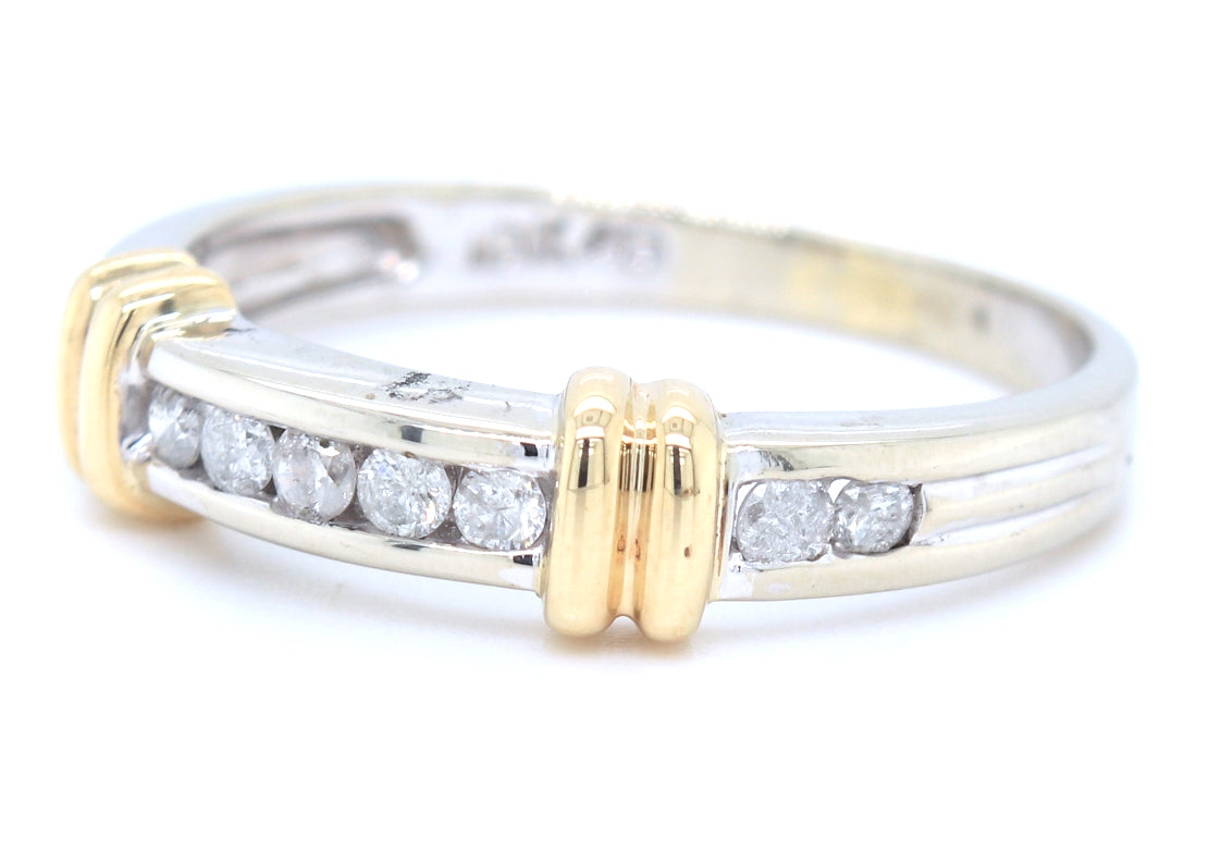 10kt 2 tone diamond band