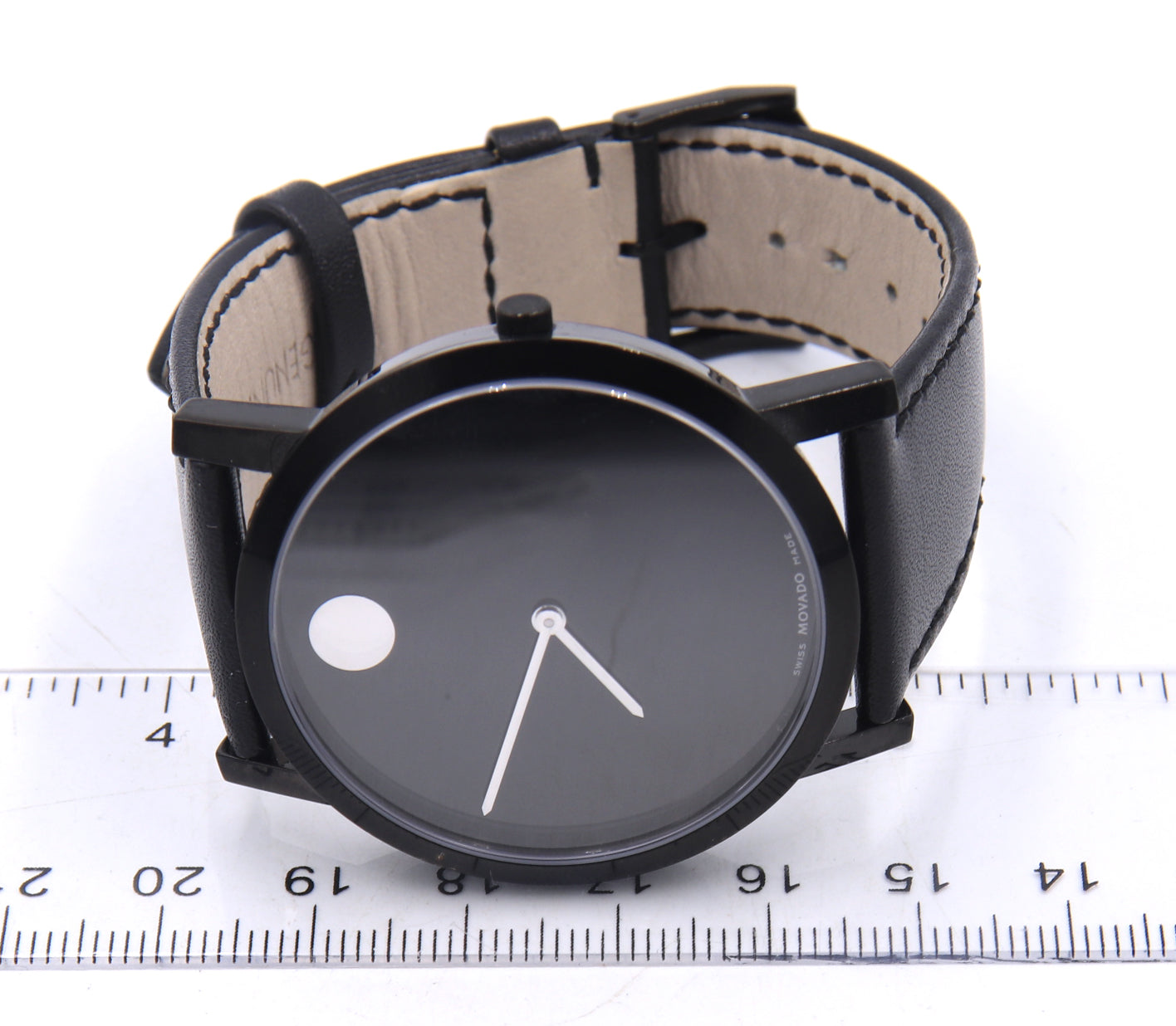 Movado Quartz 40mm Big Dot Dial Watch
